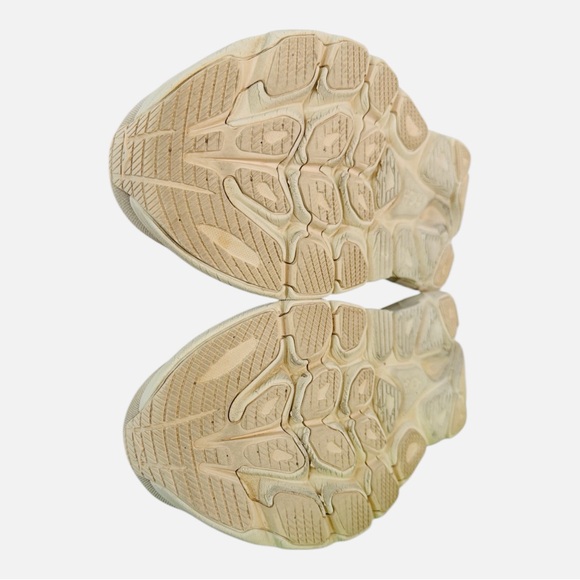 Women’s Hoka Clifton 10 Vanilla/Birch Colorway Athletic Shoes - Picture 10 of 12